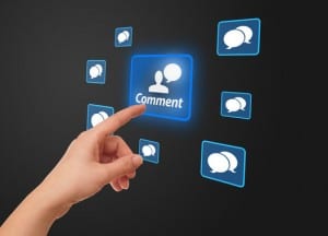photodune 2172172 main appuyant sur l'icône du réseau social xs 300x216 La réputation en ligne de votre enfant est entre vos mains sur Facebook à partir de maintenant ! 